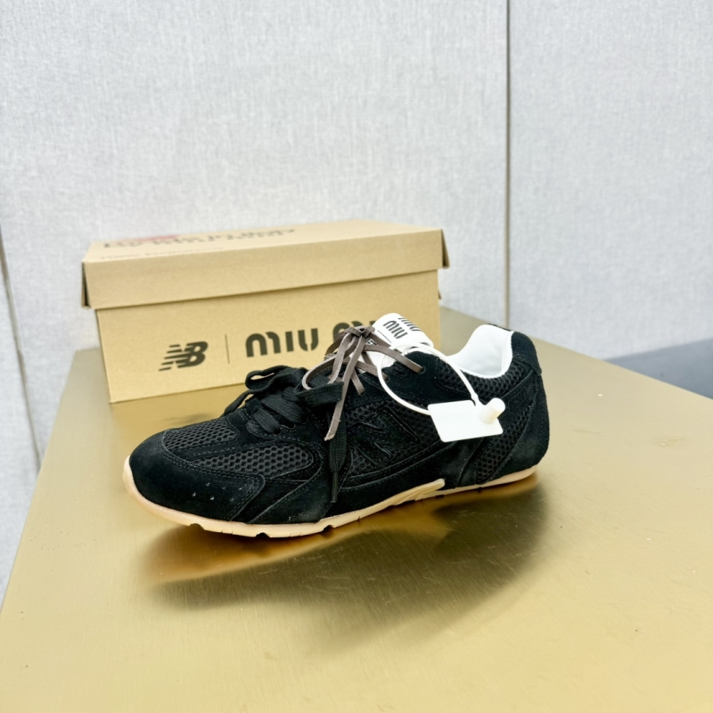 Miu Miu Casual Shoes